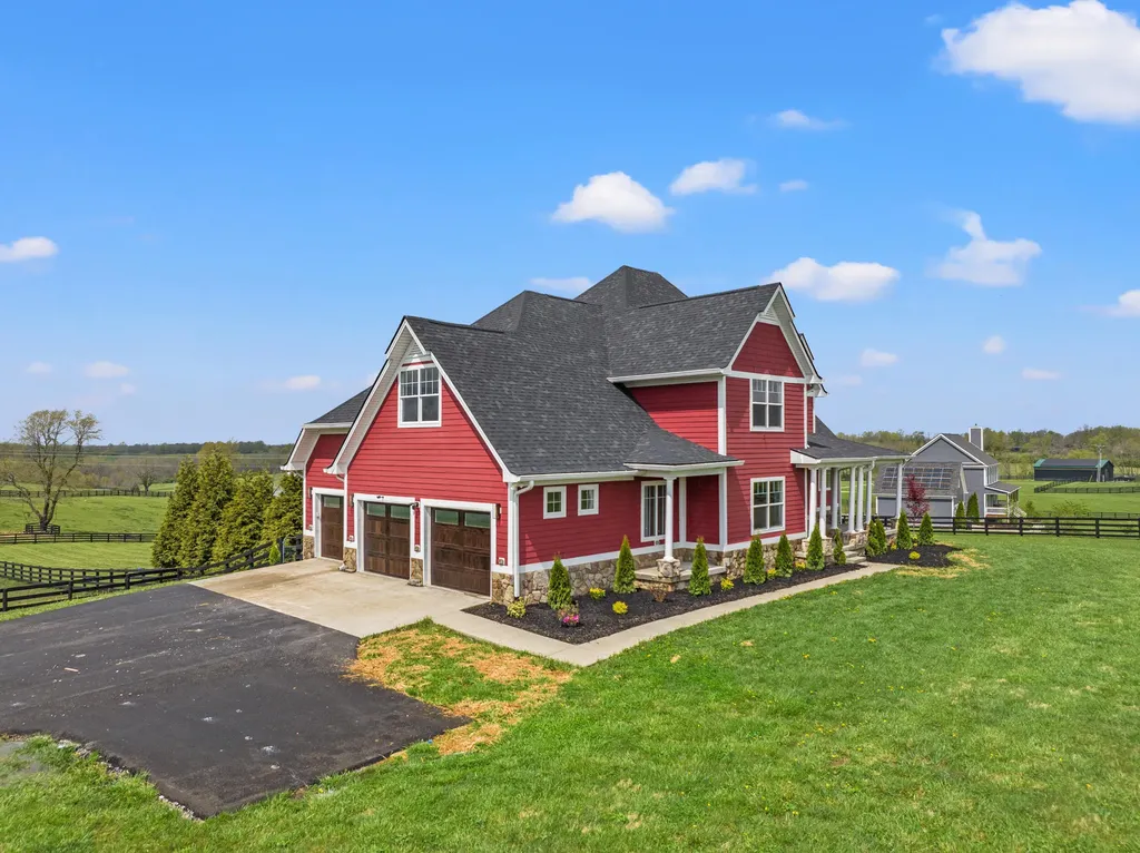 5121 Jacks Creek Pike Lexington KY 40515