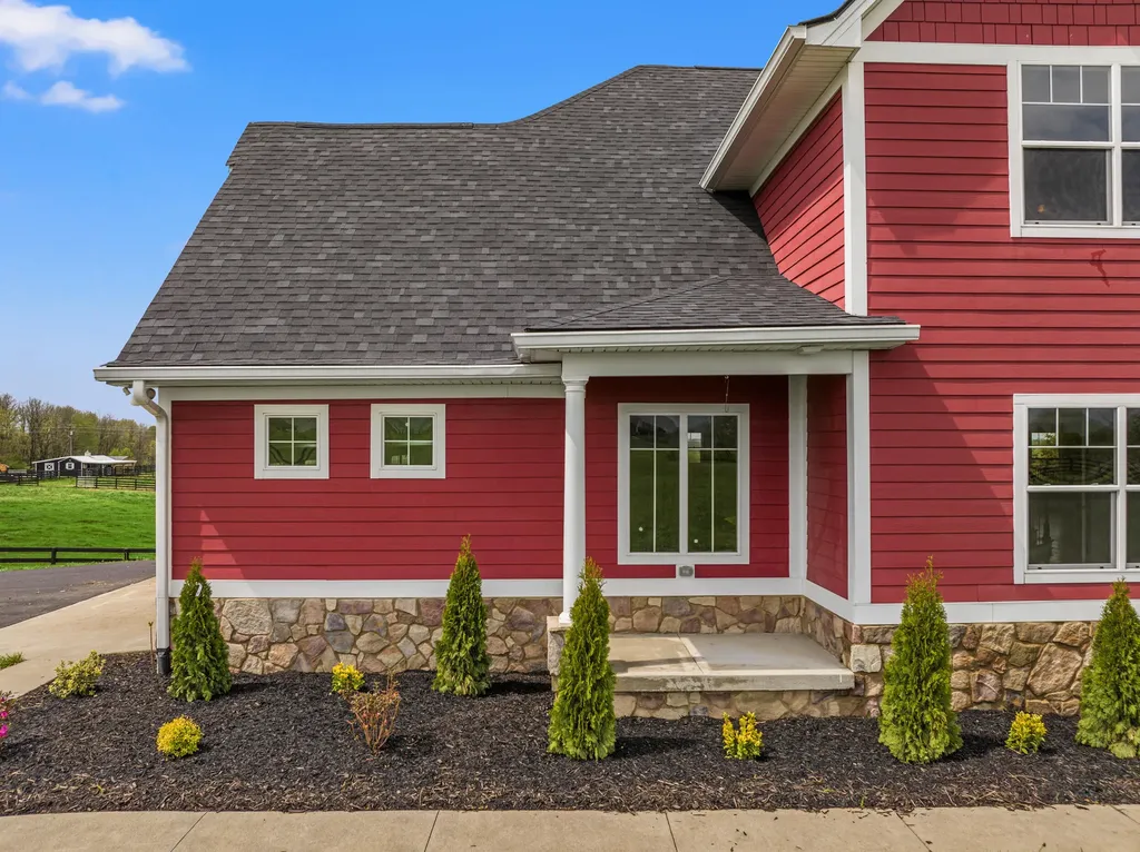 5121 Jacks Creek Pike Lexington KY 40515