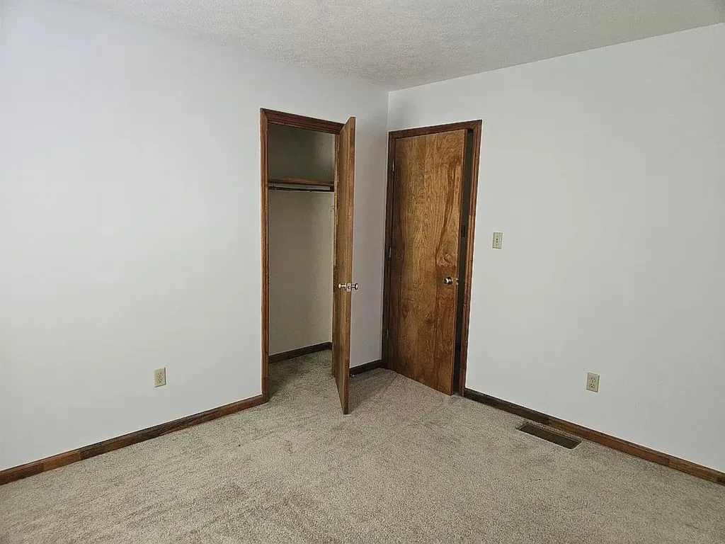 355 Smith Lane Berea KY 40403