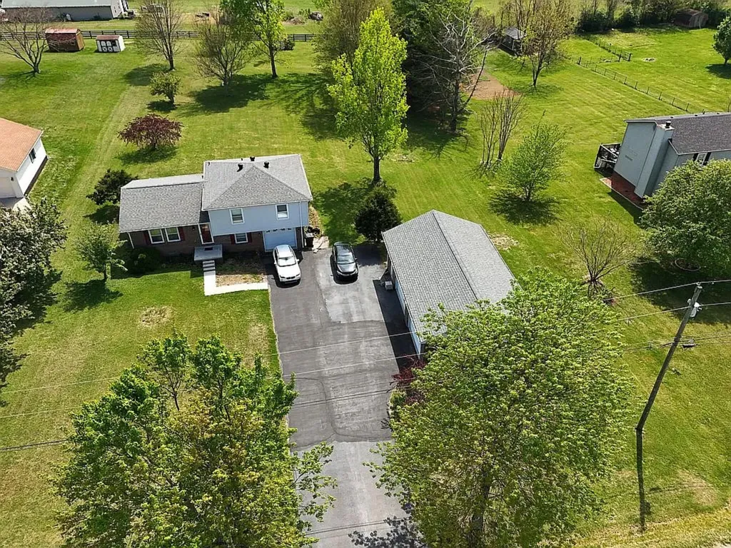 355 Smith Lane Berea KY 40403