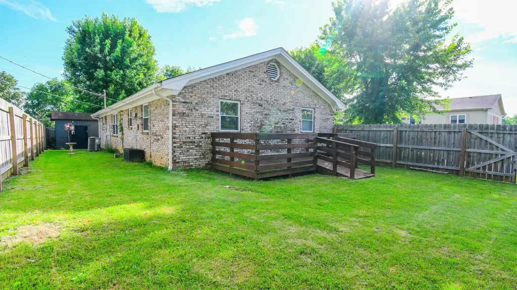 745 Ellerson Drive Harrodsburg KY 40330