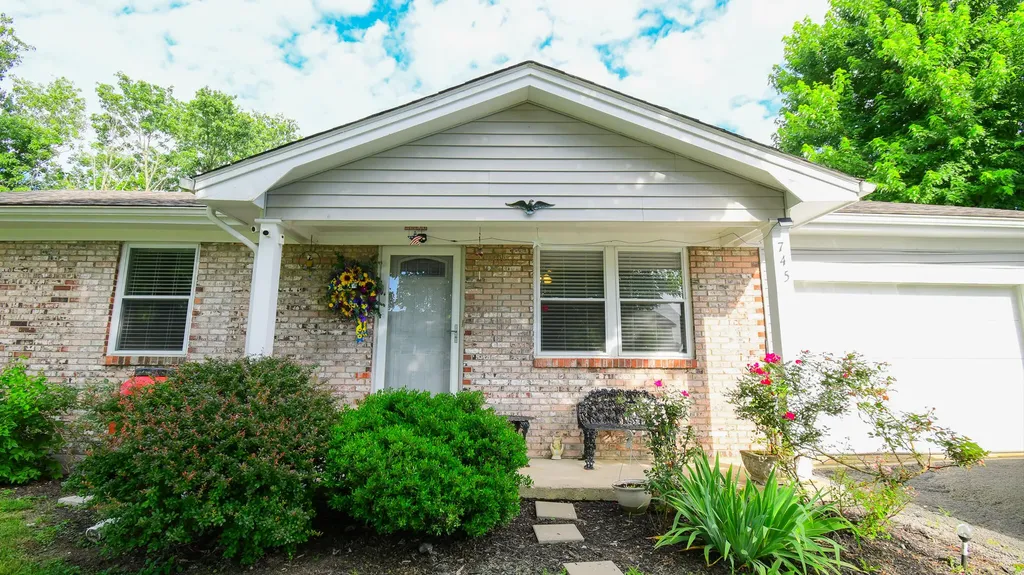745 Ellerson Drive Harrodsburg KY 40330