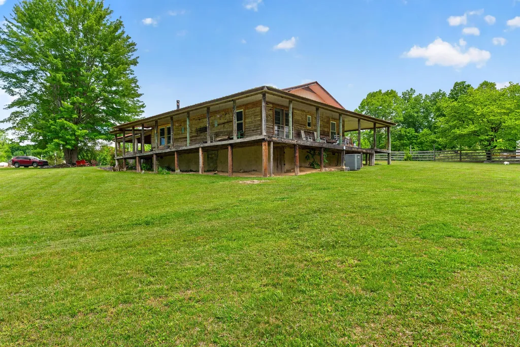 978 State Highway 1064 Woodbine KY 40771