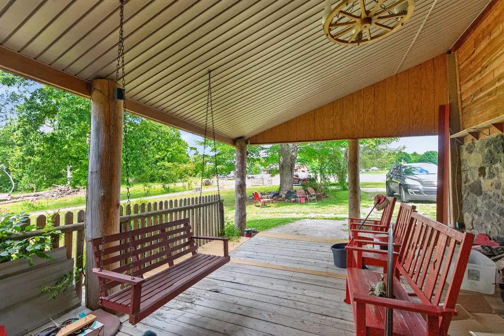978 State Highway 1064 Woodbine KY 40771