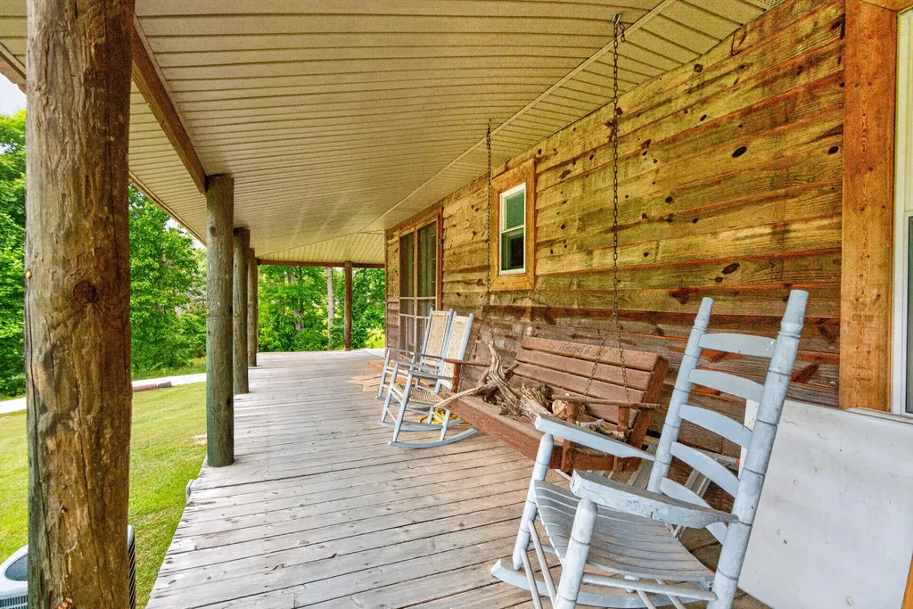 978 State Highway 1064 Woodbine KY 40771