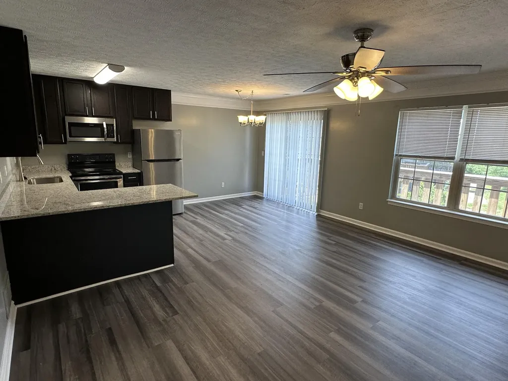 1087 Duval Street Lexington KY 40515