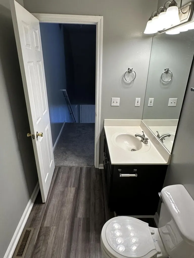 1087 Duval Street Lexington KY 40515