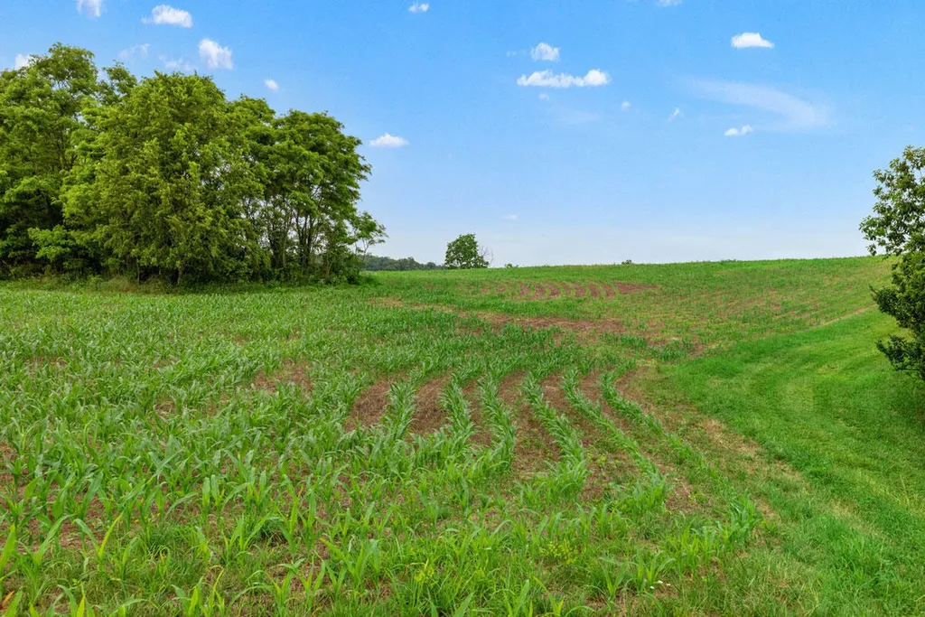 3749 High Bridge Road Lancaster KY 40444