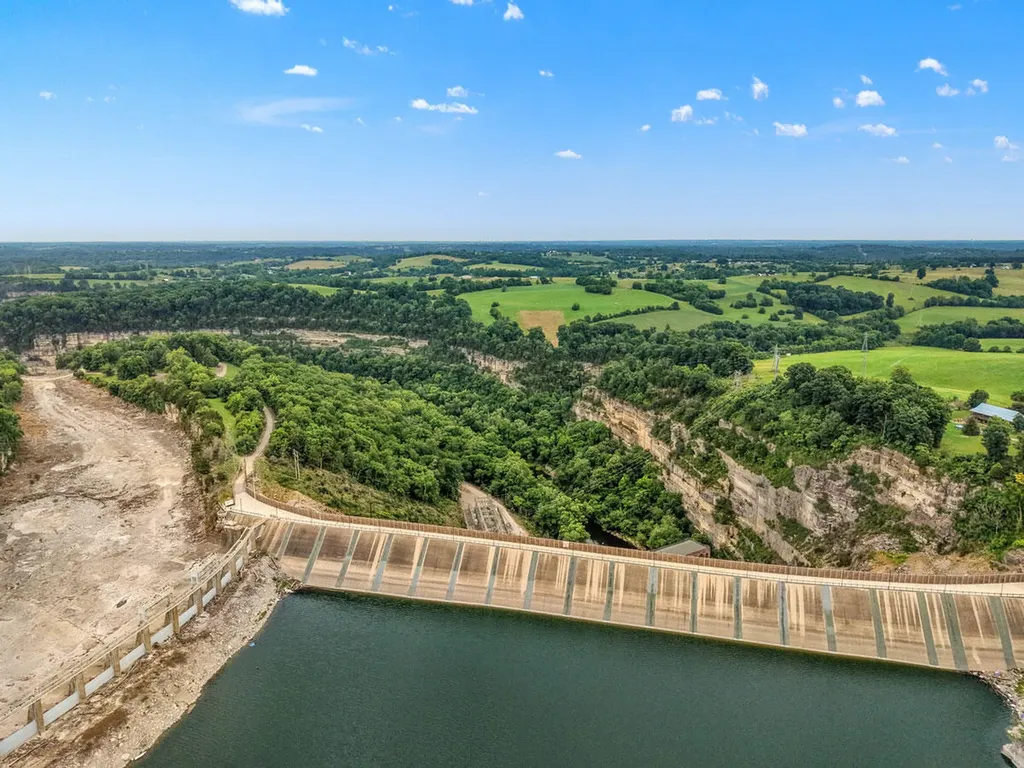 3749 High Bridge Road Lancaster KY 40444