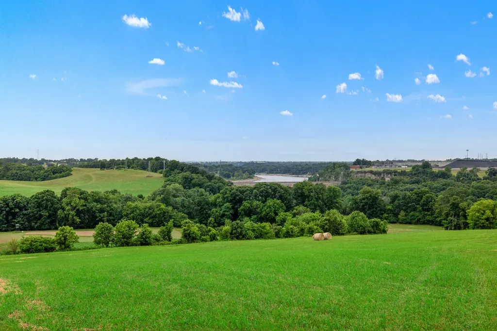 3749 High Bridge Road Lancaster KY 40444