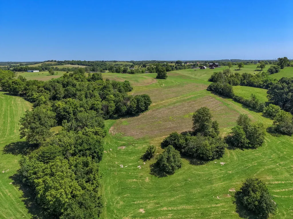 3749 High Bridge Road Lancaster KY 40444