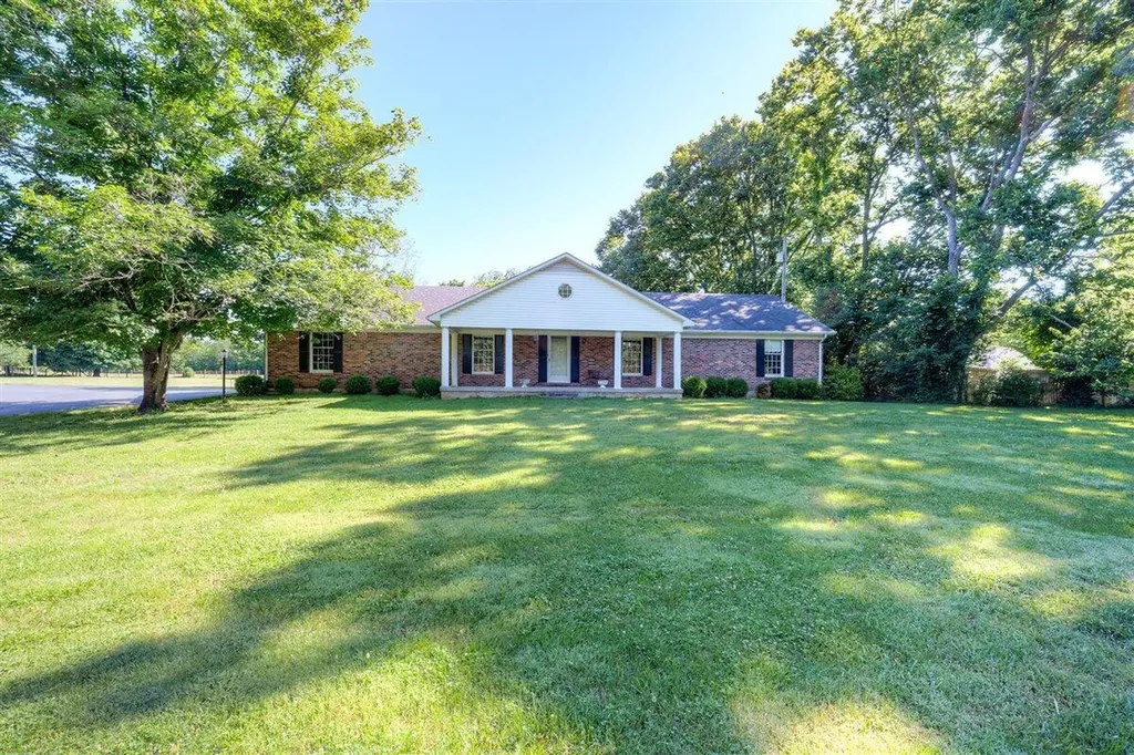 130 Schoolhouse Road Frankfort KY 40601