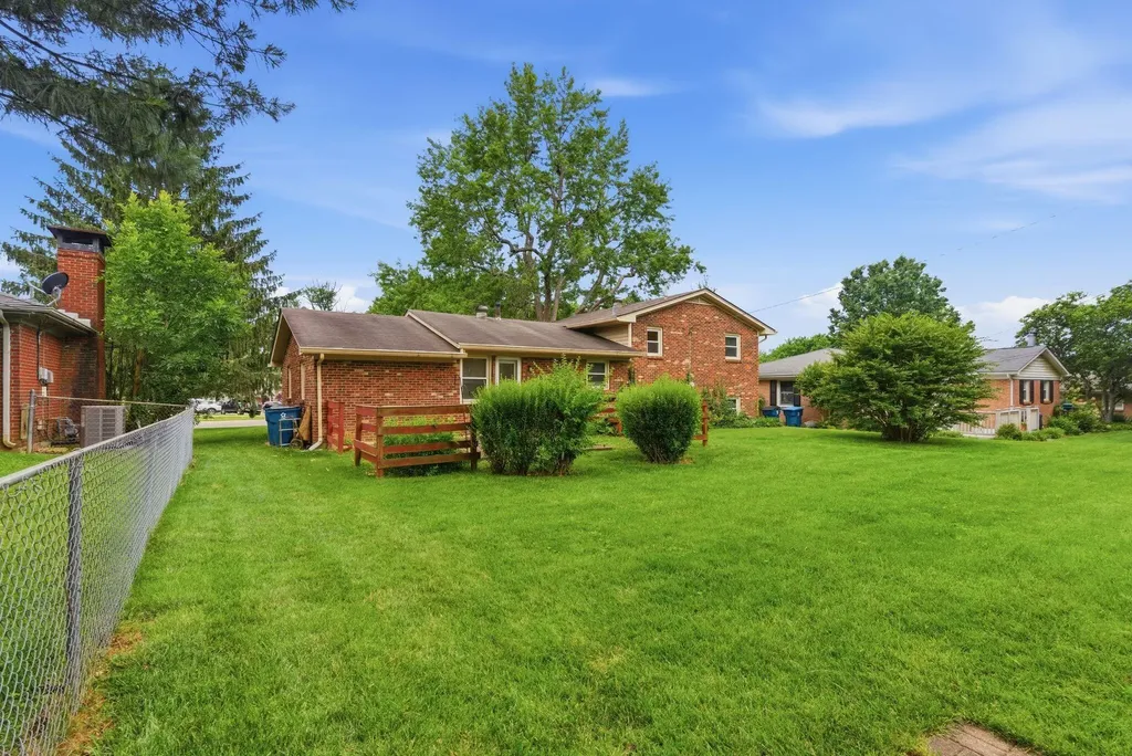 625 Cromwell Way Lexington KY 40503