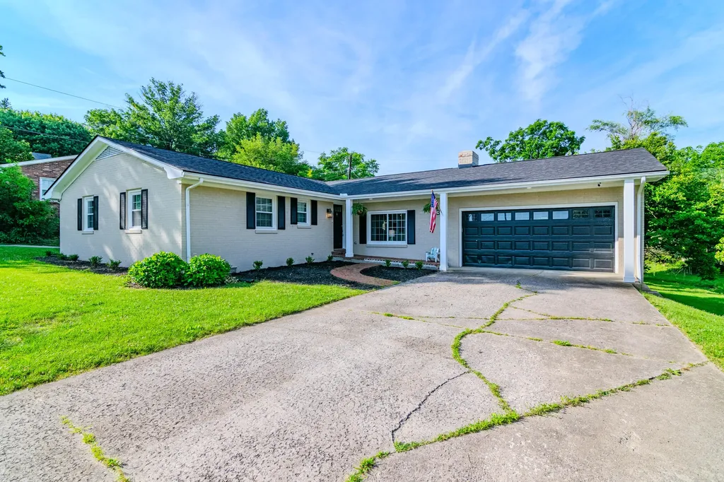 23 Windridge Drive Winchester KY 40391