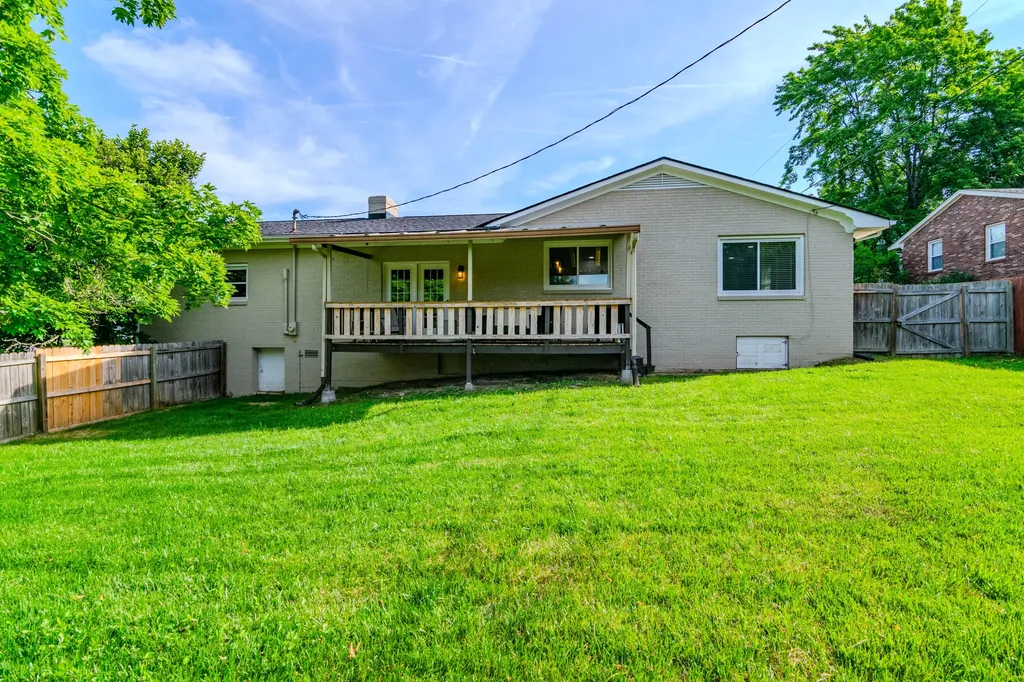 23 Windridge Drive Winchester KY 40391