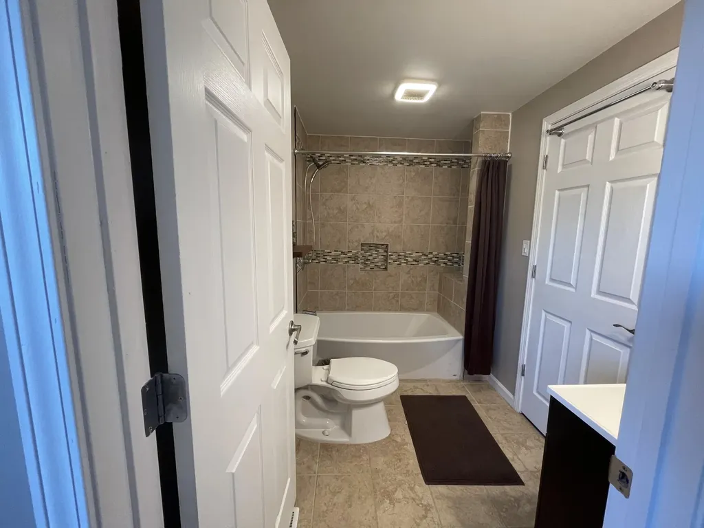 4417 Sussex Court Louisville KY 40241