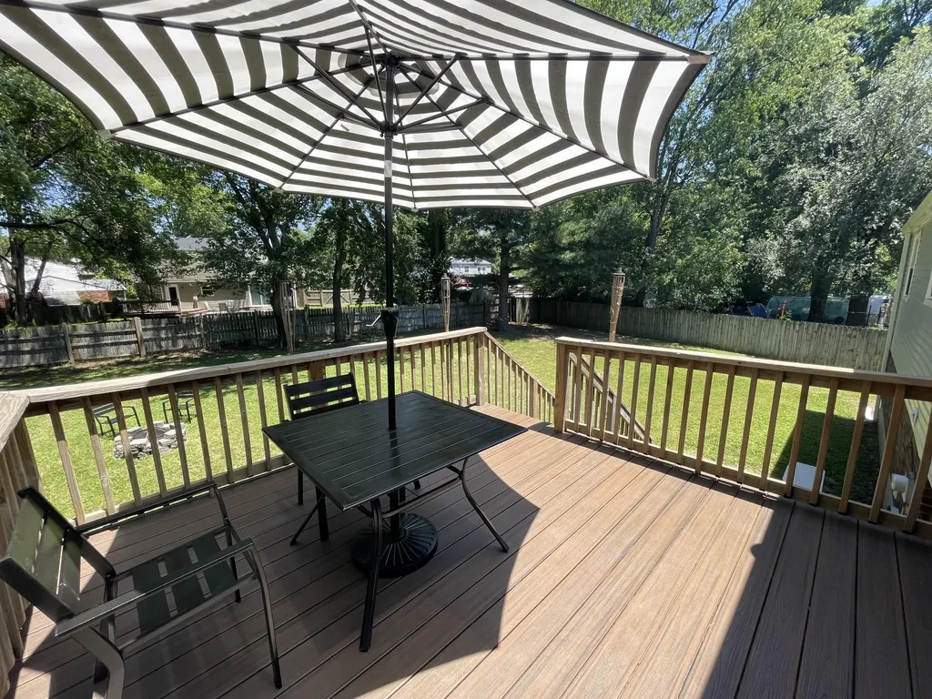 4417 Sussex Court Louisville KY 40241