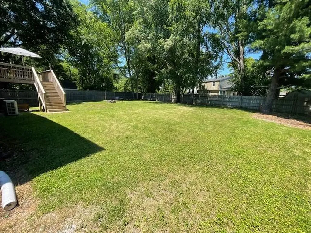 4417 Sussex Court Louisville KY 40241