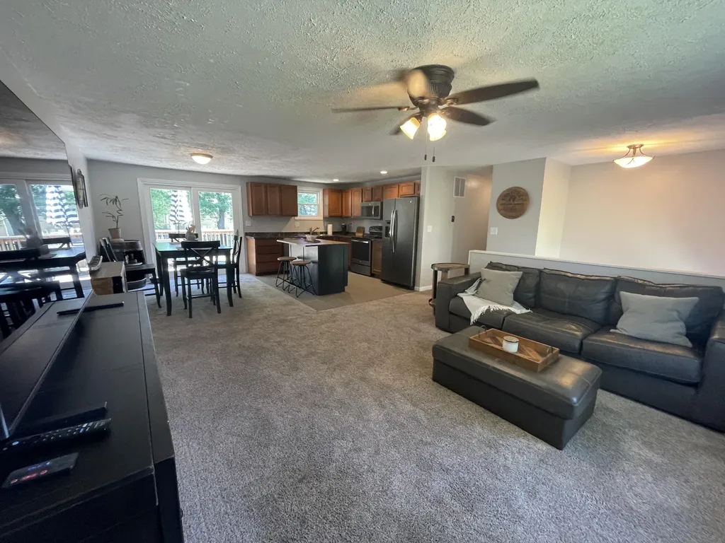 4417 Sussex Court Louisville KY 40241