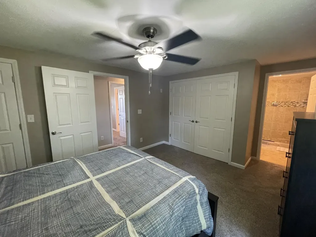 4417 Sussex Court Louisville KY 40241