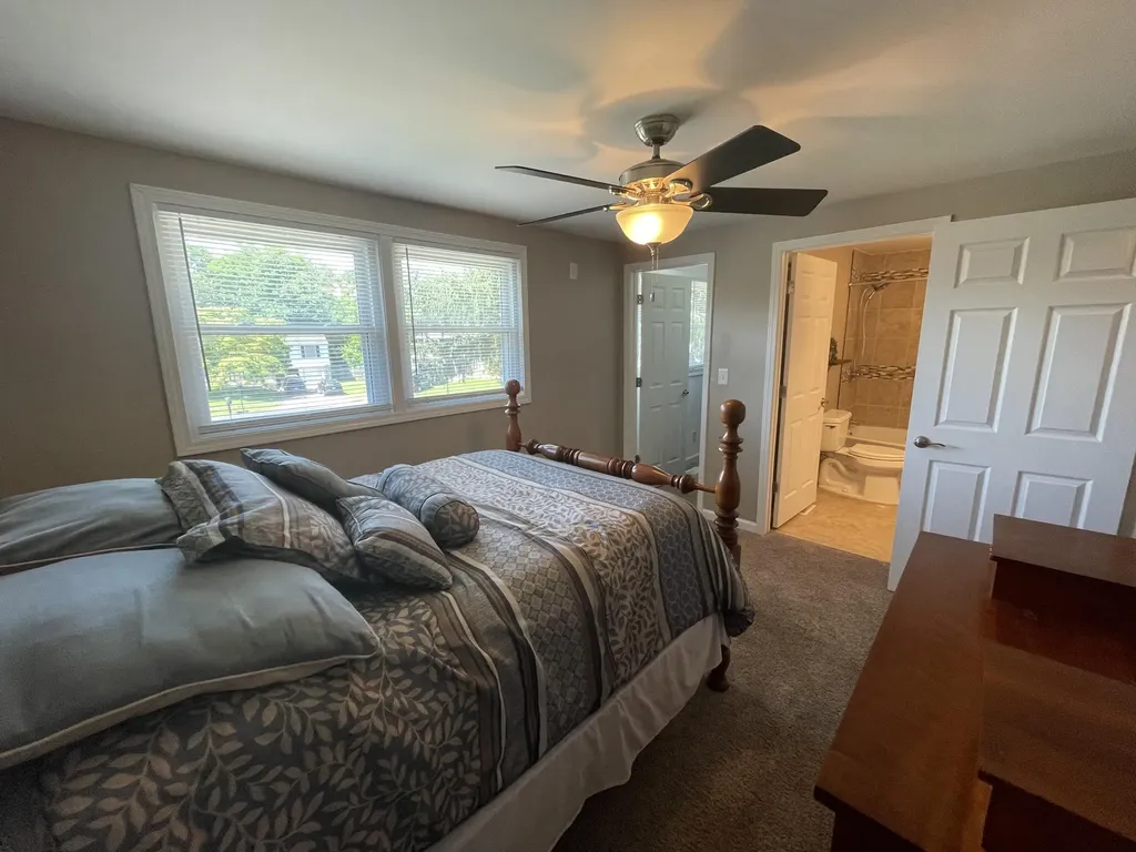 4417 Sussex Court Louisville KY 40241