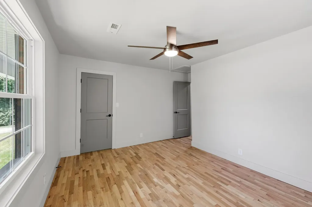 315 Pin Oak Drive Lawrenceburg KY 40342