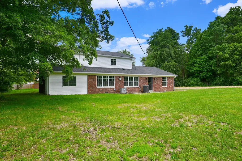 315 Pin Oak Drive Lawrenceburg KY 40342