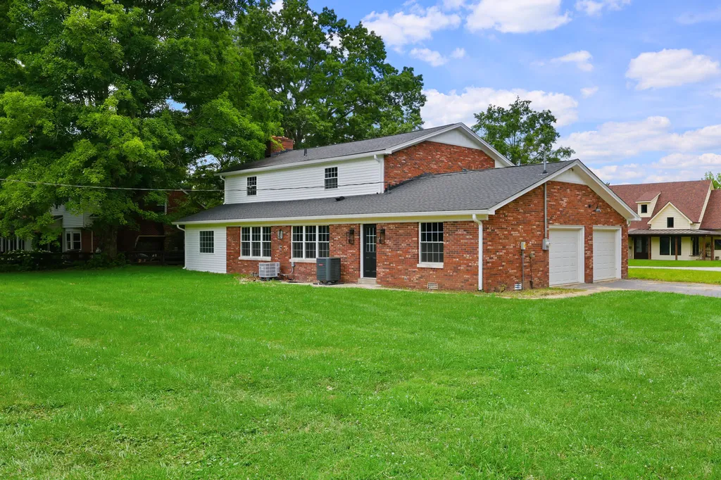 315 Pin Oak Drive Lawrenceburg KY 40342