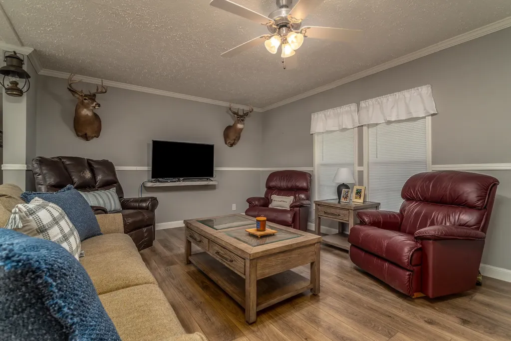 3750 Hunting Creek Road KY