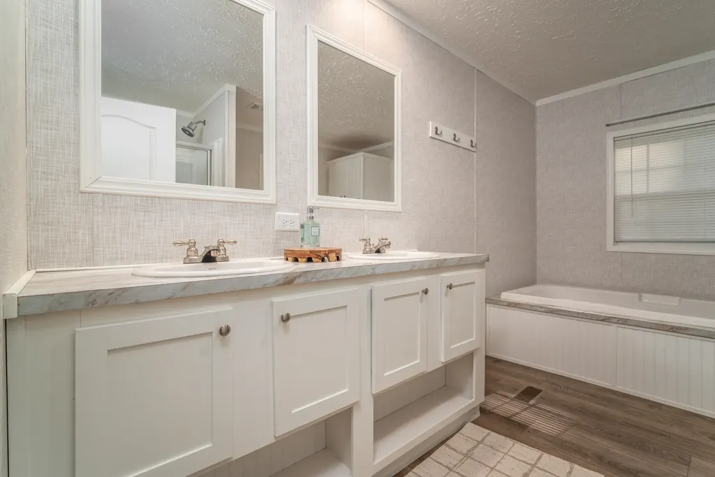 3750 Hunting Creek Road KY