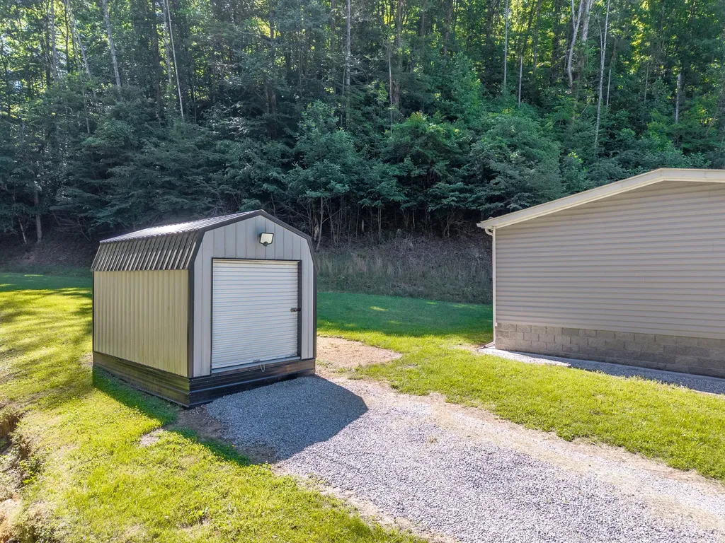 3750 Hunting Creek Road KY