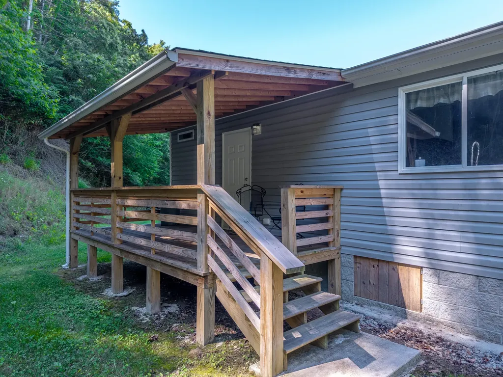 3750 Hunting Creek Road KY