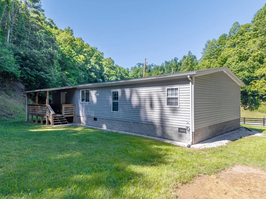 3750 Hunting Creek Road KY