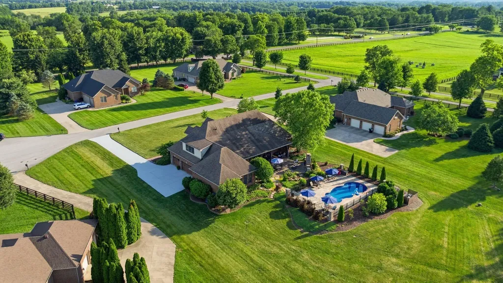 103 Merlot Court Georgetown KY 40324