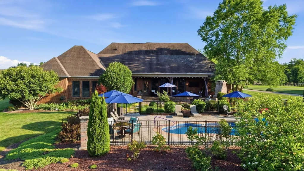 103 Merlot Court Georgetown KY 40324