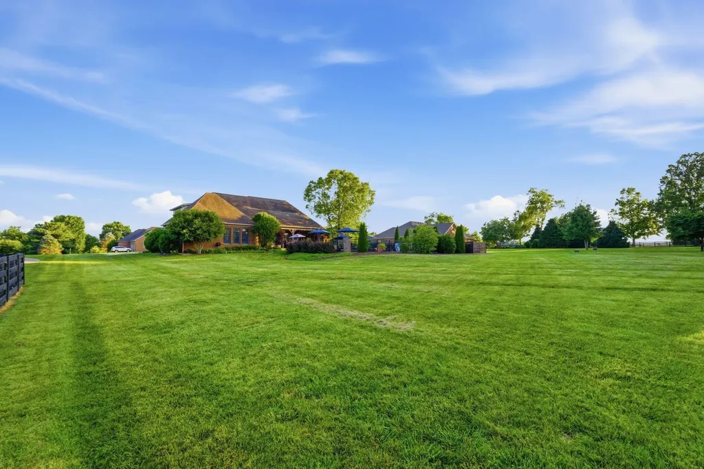 103 Merlot Court Georgetown KY 40324