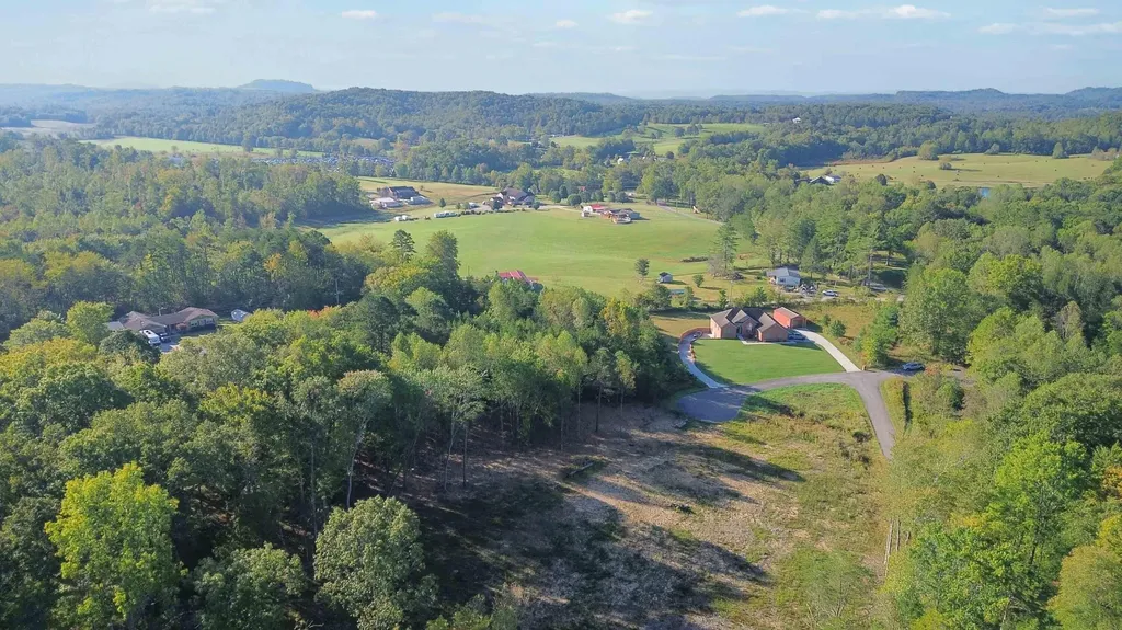 3 Winwood Trail Corbin KY 40701