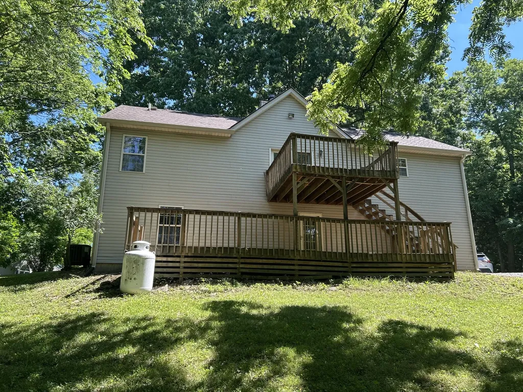 69 Hickory Woods Court Taylorsville KY 40071
