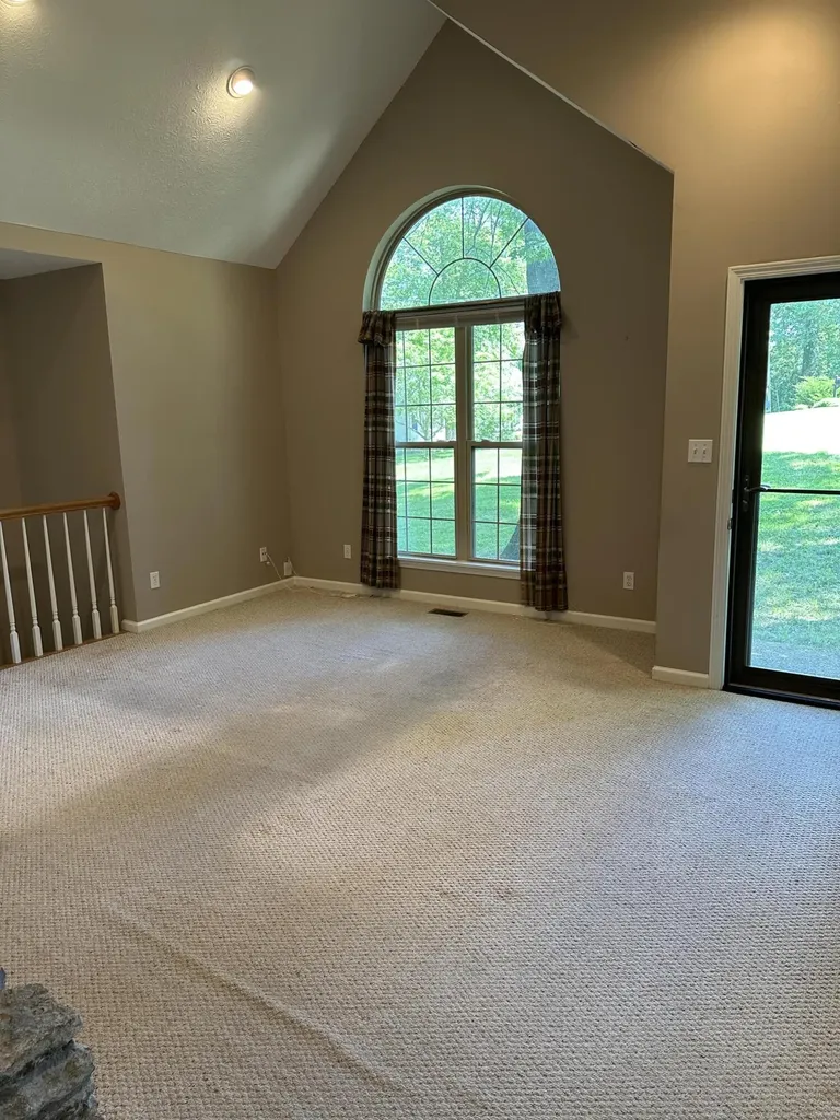 69 Hickory Woods Court Taylorsville KY 40071