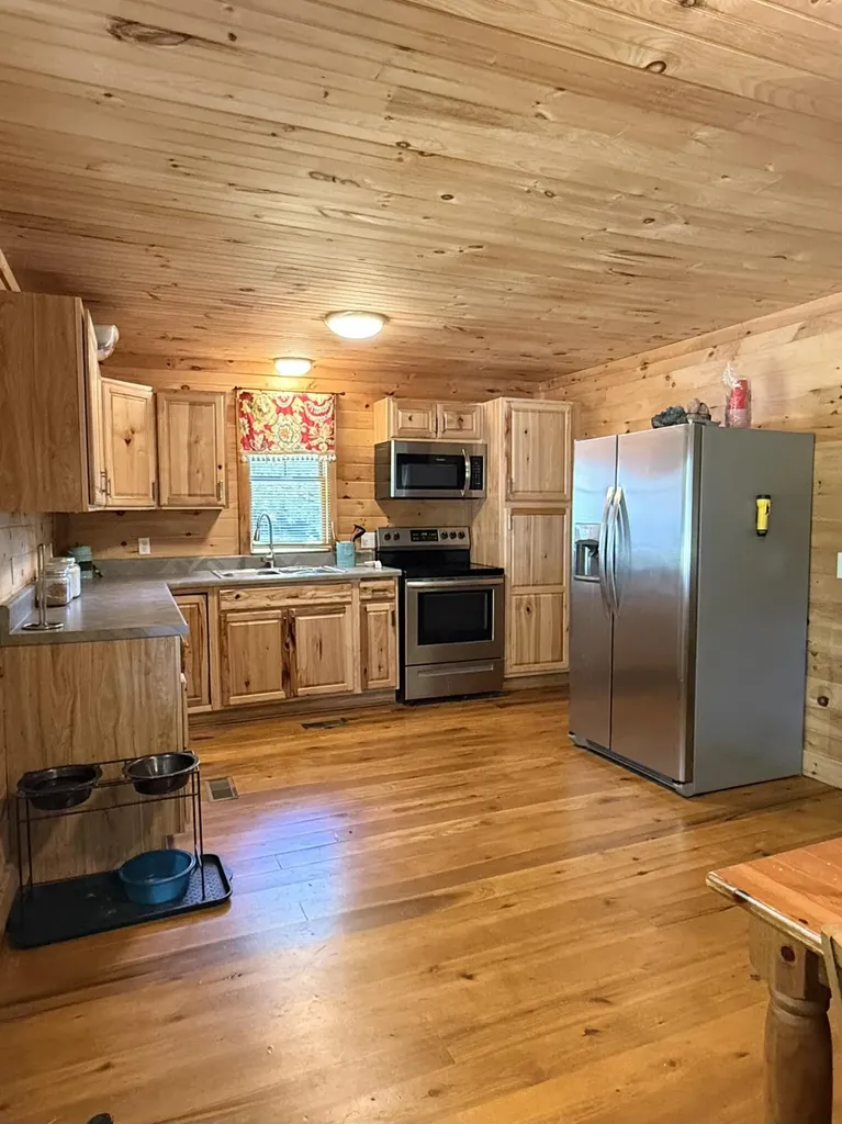 77 Dawn Drive Wellington KY 40387