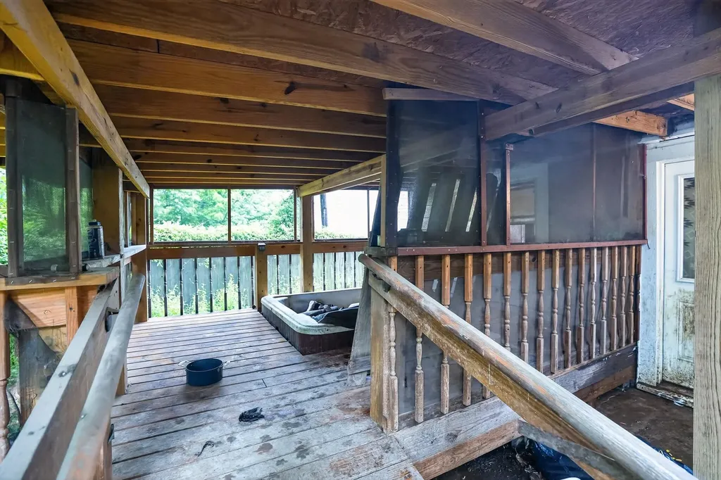 323 W High Street Mt Sterling KY 40353