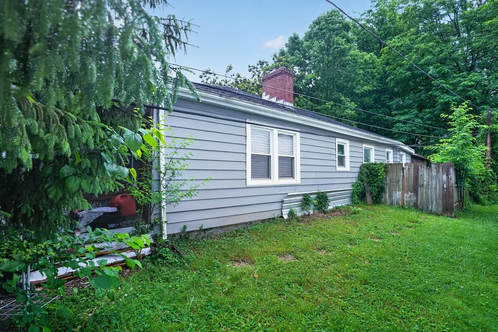 323 W High Street Mt Sterling KY 40353