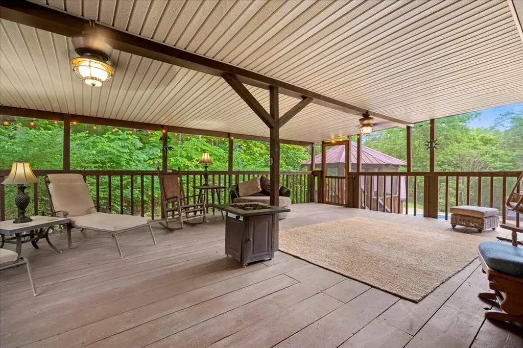 200 Old Log Lick Road Winchester KY 40391