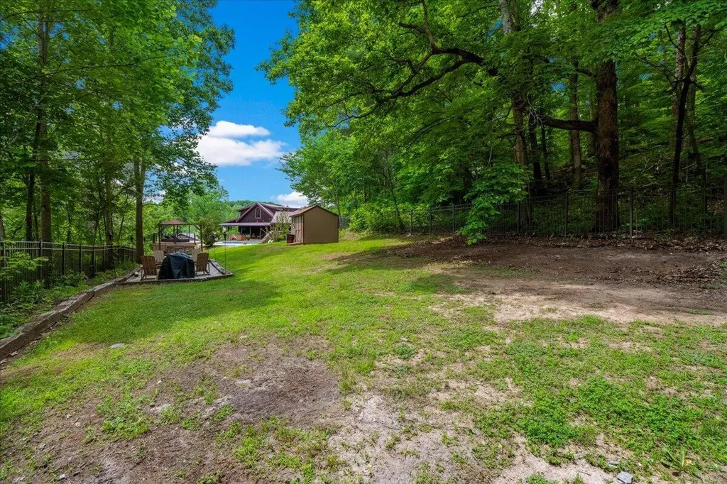 200 Old Log Lick Road Winchester KY 40391