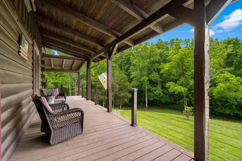 200 Old Log Lick Road Winchester KY 40391