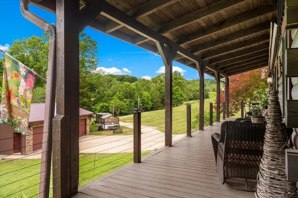 200 Old Log Lick Road Winchester KY 40391