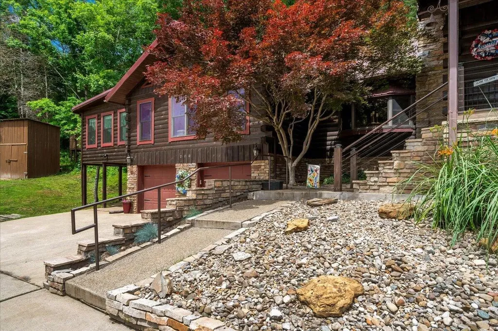 200 Old Log Lick Road Winchester KY 40391