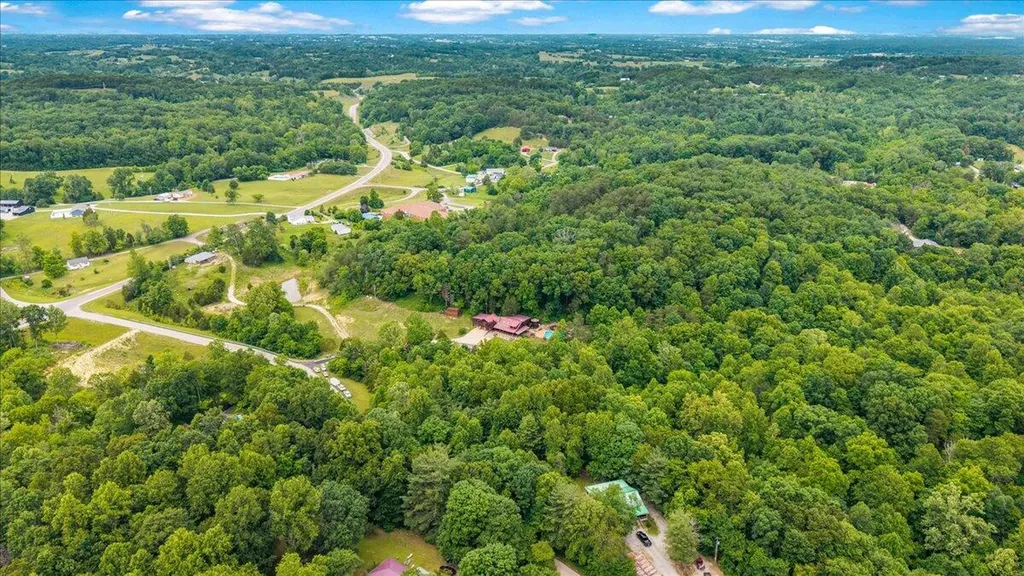 200 Old Log Lick Road Winchester KY 40391