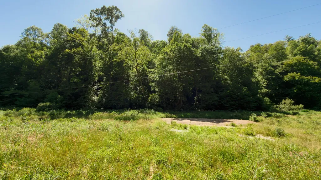 820 Shooting Fork Road Campton KY 41301