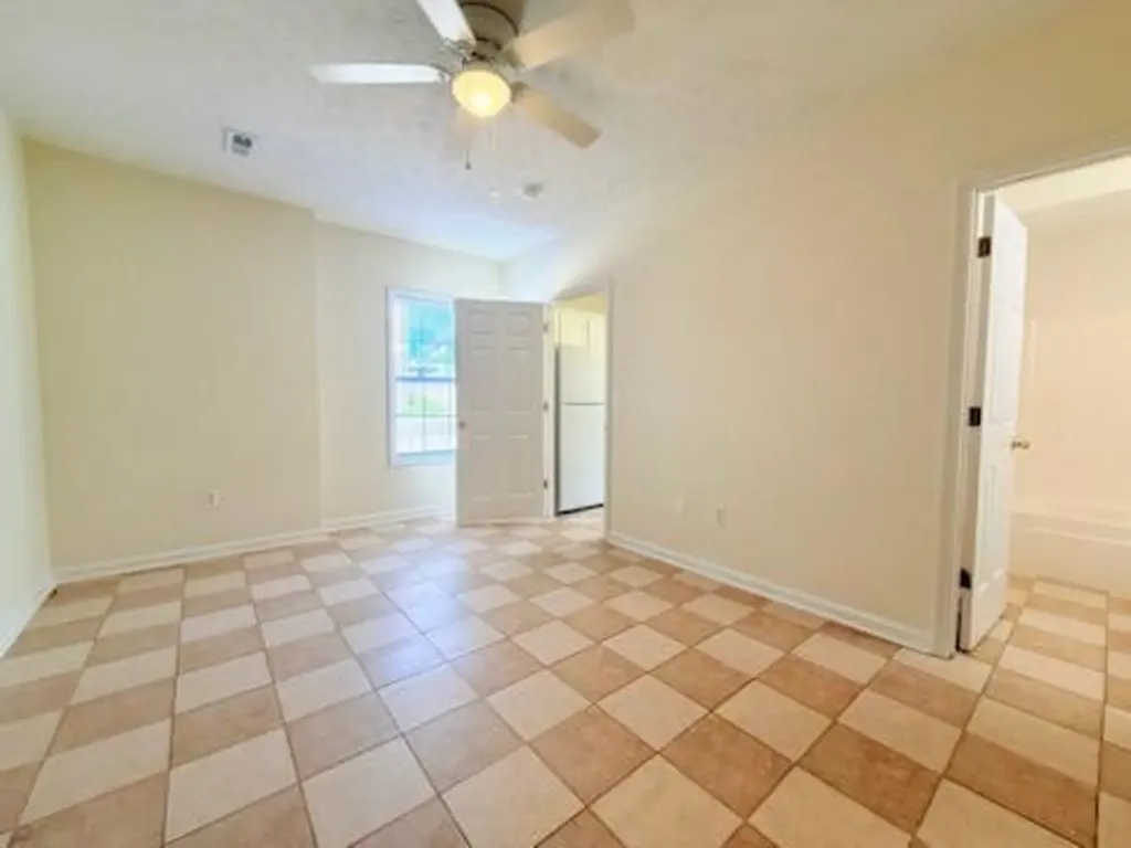 126 Woods Trail Richmond KY 40475